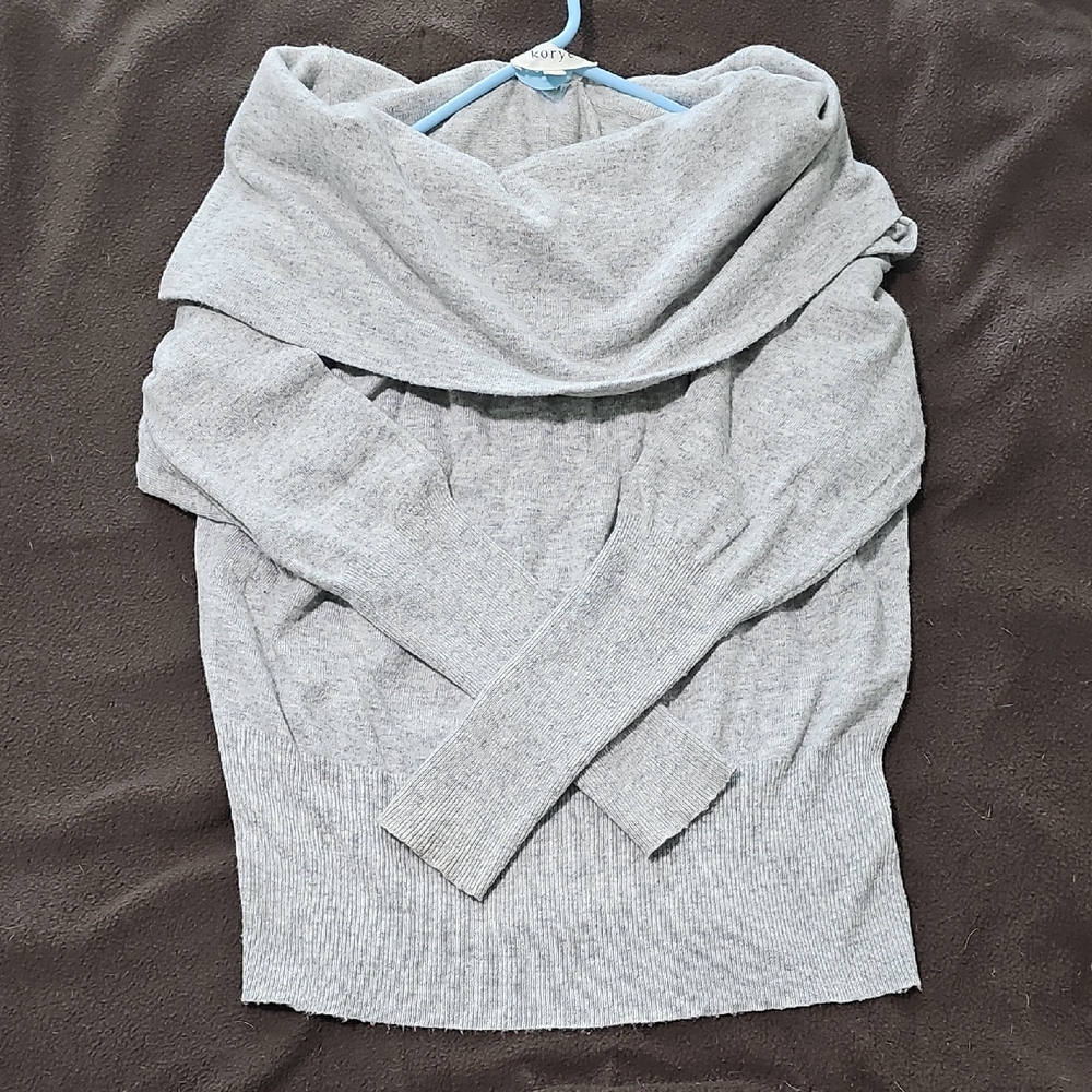 Elegant Off-the-Shoulder Gray Sweater